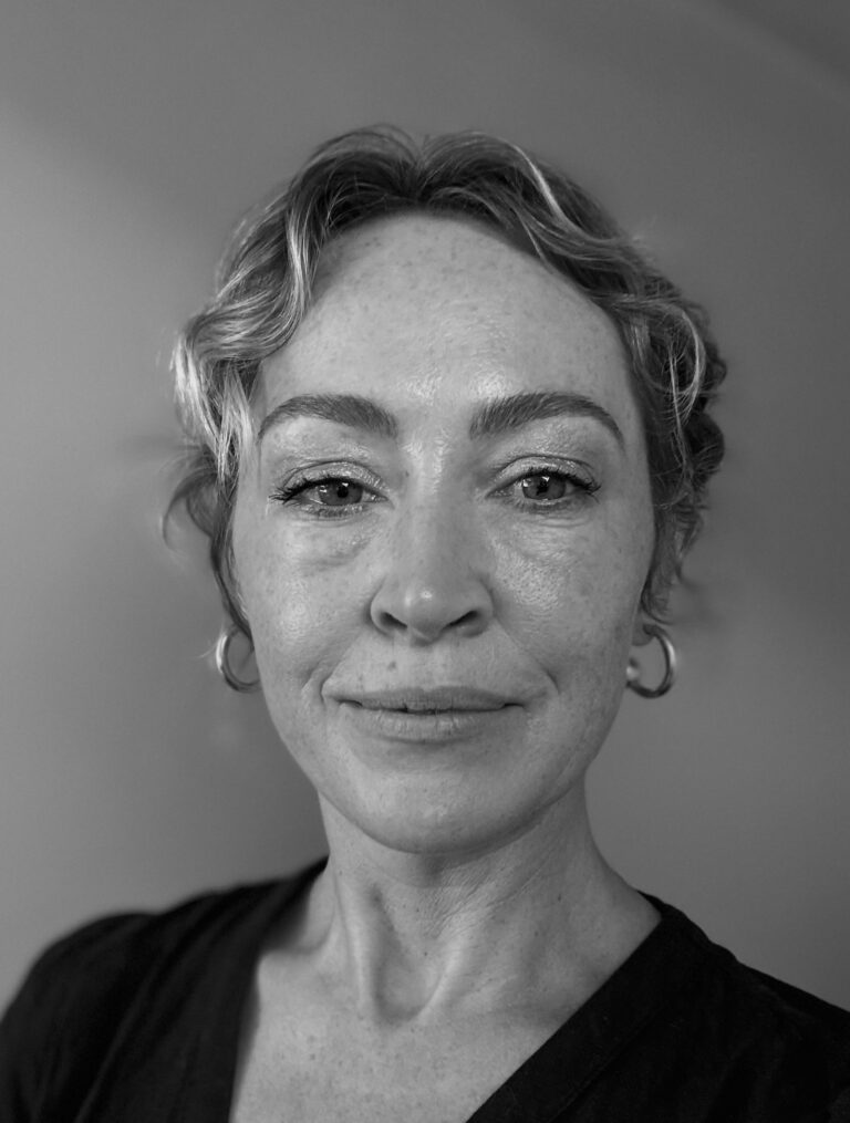 elanor travers