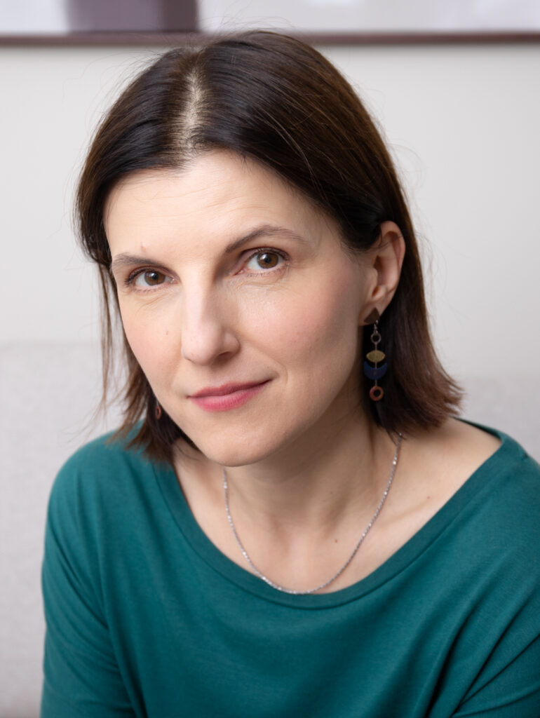 Dr Malgorzata Milewicz, counselling psychologist and integrative psychotherapist