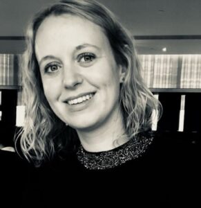 Dr Rebecca Lewis